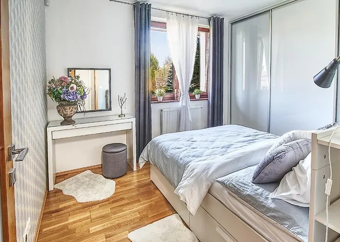 Apartament Ella *